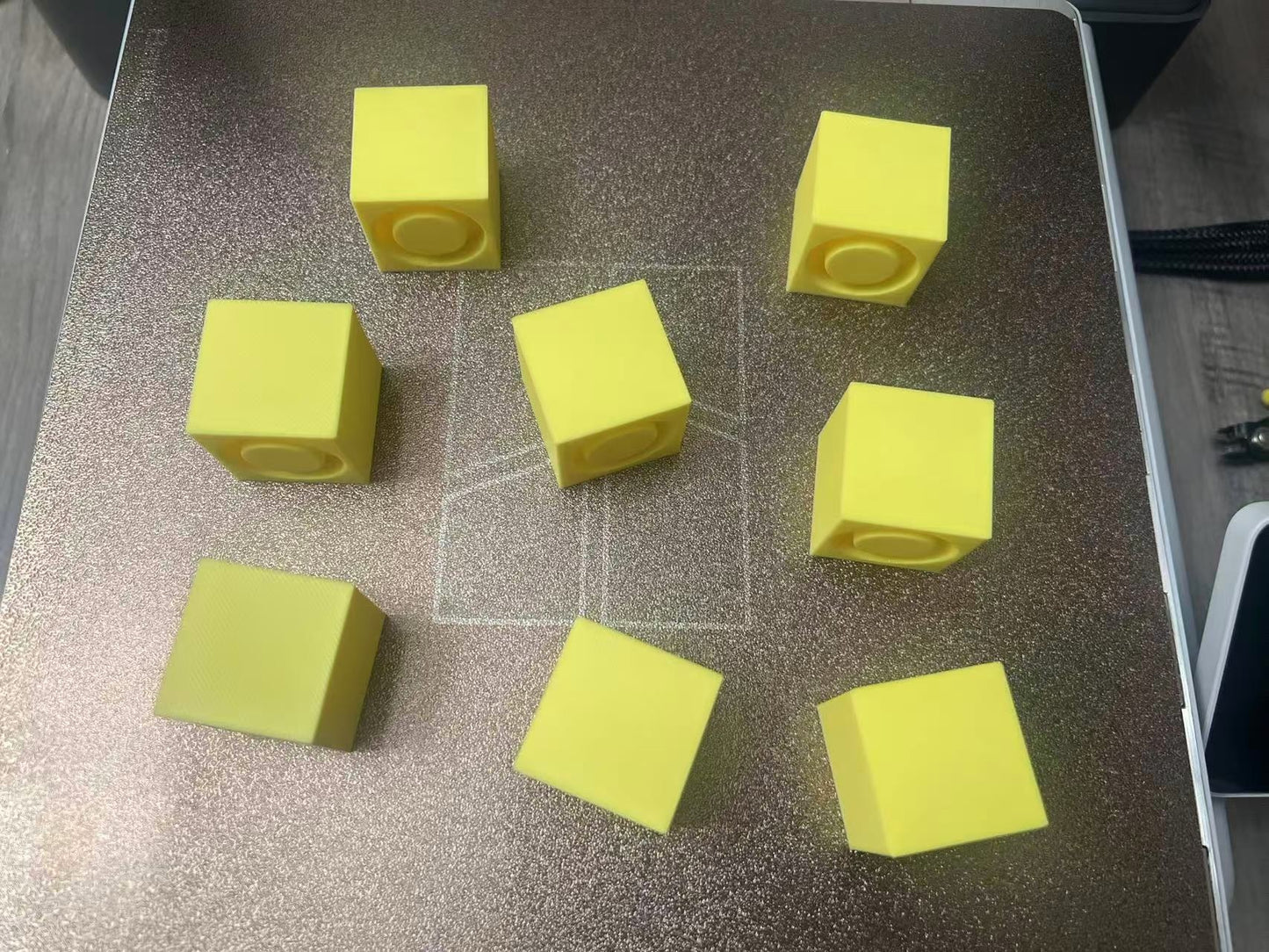 3d printed cube for robot arm manipulation